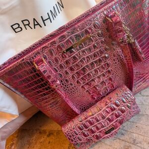 GORGEOUS Brahmin Melbourne Magenta Wonderland-RARE SET